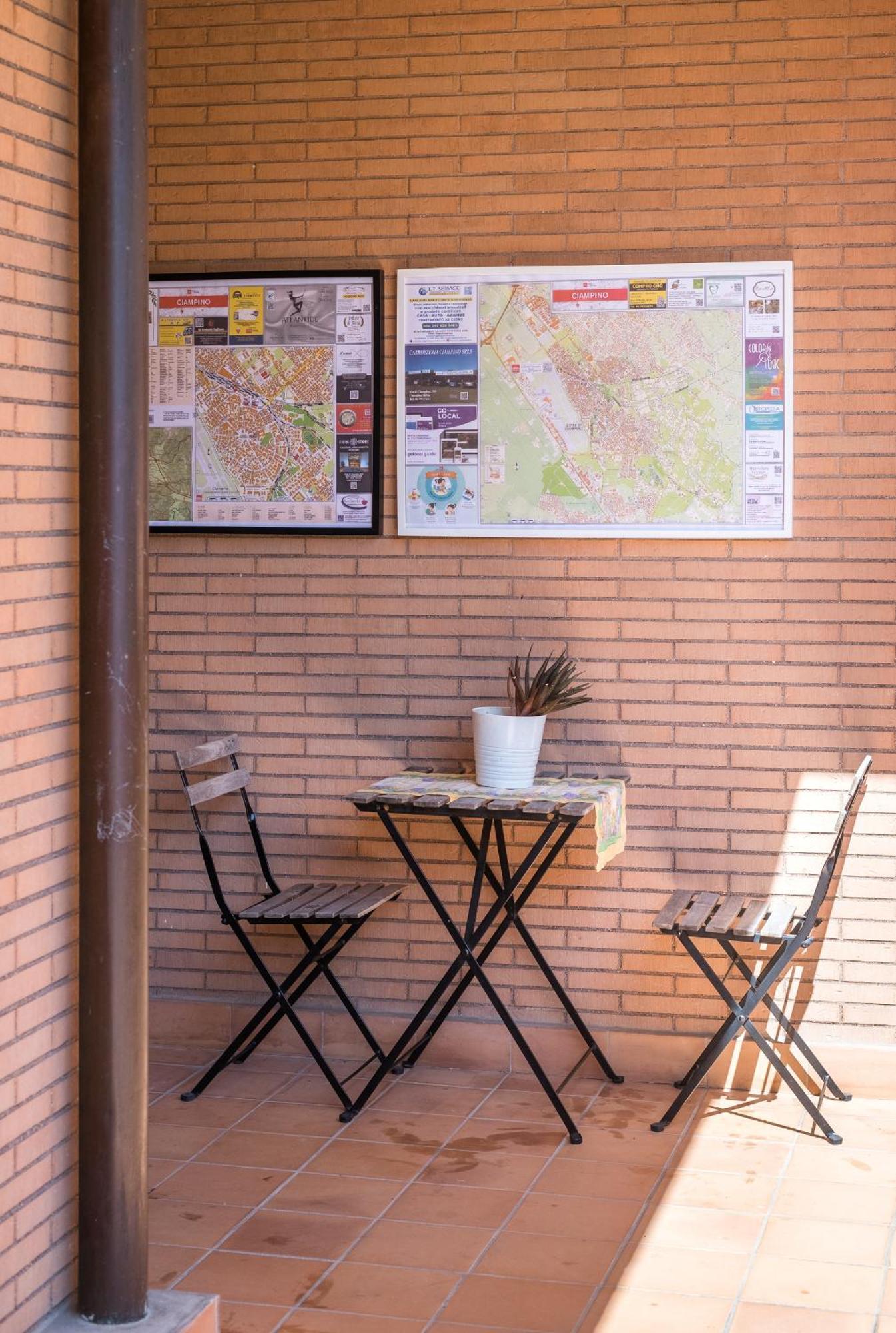 Travelershome Ciampino Suite Luaran gambar
