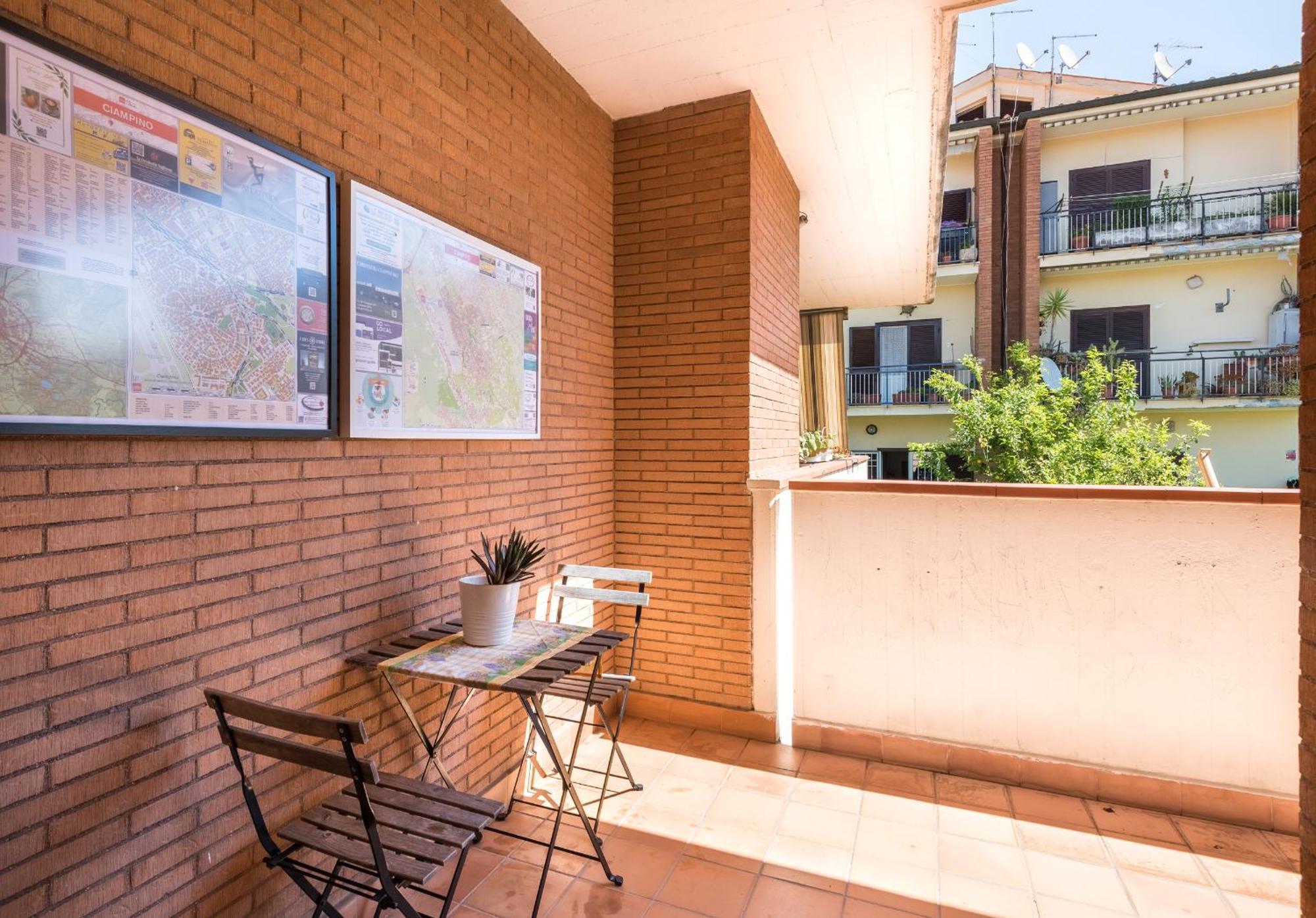 Travelershome Ciampino Suite Luaran gambar