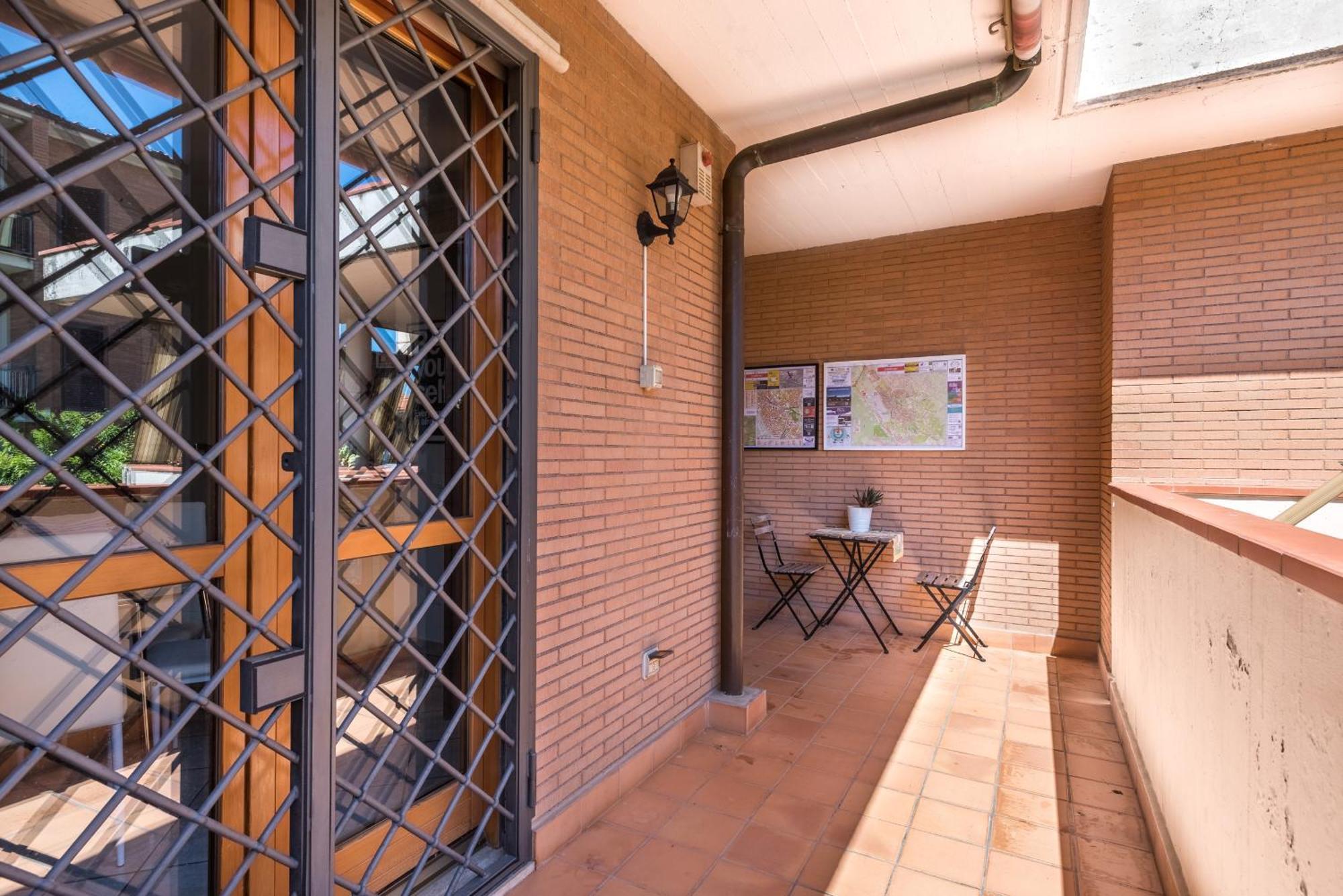 Travelershome Ciampino Suite Luaran gambar