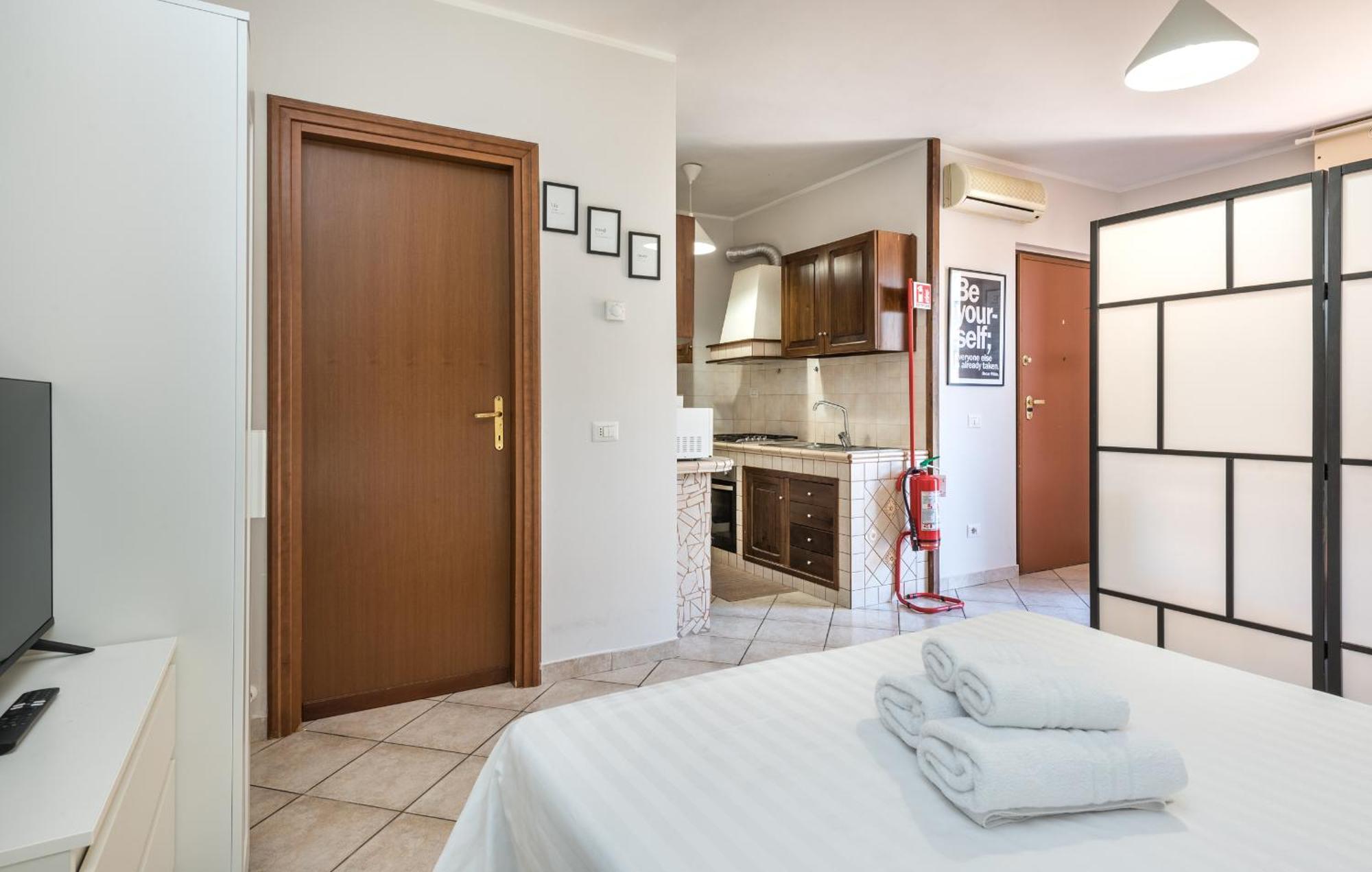 Travelershome Ciampino Suite Luaran gambar